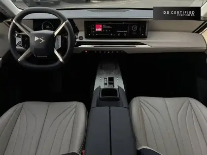 Photo 7 DS DS 8 N°8 230 ch FWD Standard Range