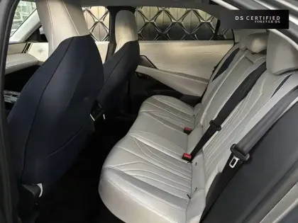 Photo 9 DS DS 8 N°8 230 ch FWD Standard Range