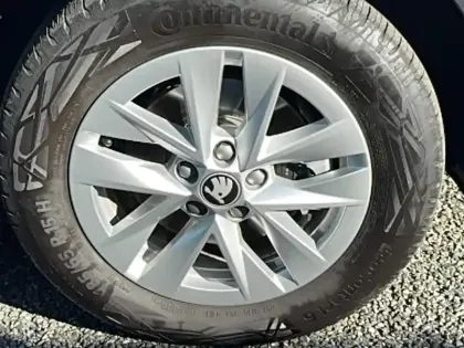 Photo 12 Skoda Fabia  1.0 TSI 116 ch EVO 2 DSG7