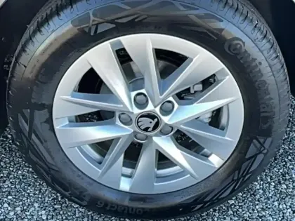 Photo 10 Skoda Fabia  1.0 TSI 116 ch EVO 2 DSG7