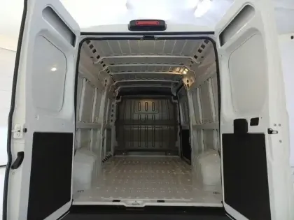 Photo 5 Citroën Jumper  FOURGON TOLE 35 L3H2 140 S&S BVA8