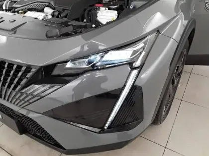 Photo 15 Peugeot 408  Hybrid 145 e-DCS6