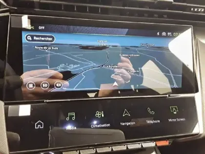 Photo 58 Peugeot 408  Hybrid 145 e-DCS6