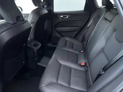 Photo 8 Volvo Xc60  T6 AWD Hybride rechargeable 253 ch+145 ch Geartronic 8