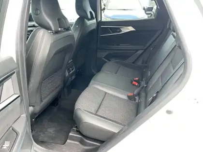 Photo 15 Renault Austral  E-Tech full hybrid 200 GSR2