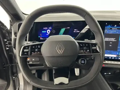 Photo 23 Renault Espace  E-Tech full hybrid 200 GSR2