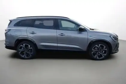 Photo 5 Renault Espace  E-Tech full hybrid 200 GSR2