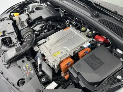 Photo 92 Renault Clio  E-Tech full hybrid 145 ch GSR2