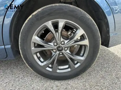 Photo 10 Ford Kuga  2.5 Duratec 225 ch PHEV Powershift