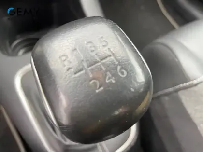 Photo 46 Citroën C3 Gén. III Ph2 Saint James 5