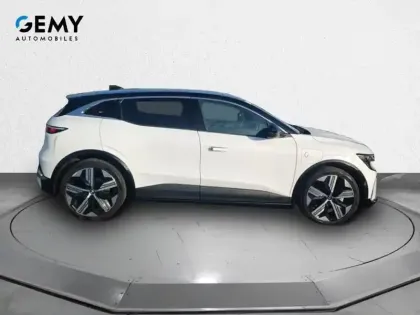 Photo 47 Renault Megane  E-Tech EV60 220 ch super charge
