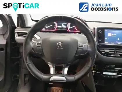 Photo 8 Peugeot 2008  PureTech 130ch S&S BVM6