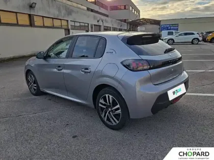 Photo 34 Peugeot 208  PureTech 75 S&S BVM5