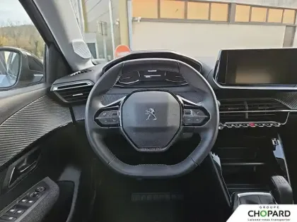 Photo 15 Peugeot 208  PureTech 75 S&S BVM5