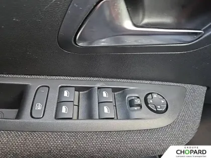 Photo 60 Peugeot 208 Gén. II Ph1 NG Style 5