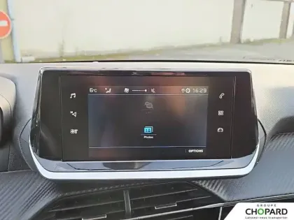 Photo 13 Peugeot 208  PureTech 75 S&S BVM5
