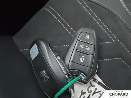 Photo 20 Peugeot 3008  Hybrid 225 e-EAT8