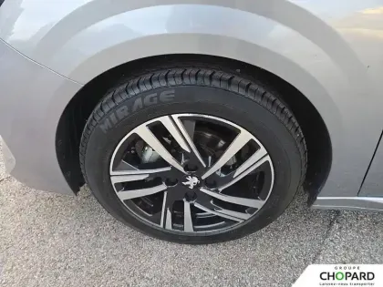 Photo 24 Peugeot 208  PureTech 75 S&S BVM5