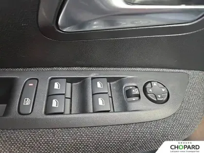 Photo 23 Peugeot 208  PureTech 75 S&S BVM5