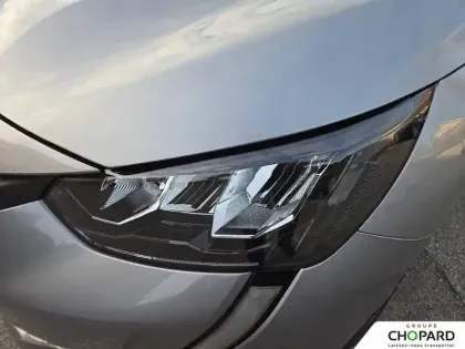 Photo 26 Peugeot 208  PureTech 75 S&S BVM5