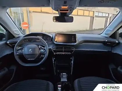 Photo 11 Peugeot 208  Electrique 50 kWh 136ch