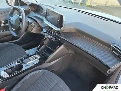 Photo 12 Peugeot 208  Electrique 50 kWh 136ch