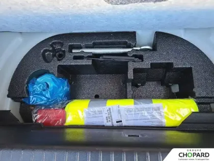 Photo 28 Peugeot 208  Electrique 50 kWh 136ch