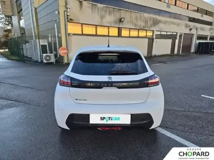 Photo 33 Peugeot 208  Electrique 50 kWh 136ch