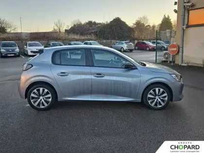 Photo 109 Peugeot 208  PureTech 75 S&S BVM5