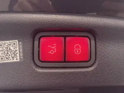 Photo 102 Mercedes Classe C  300 de 9G-Tronic e-Hybrid EQ