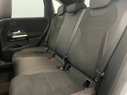 Photo 49 Mercedes Classe B  250 e 8G-DCT