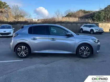 Photo 109 Peugeot 208  PureTech 100 S&S BVM6