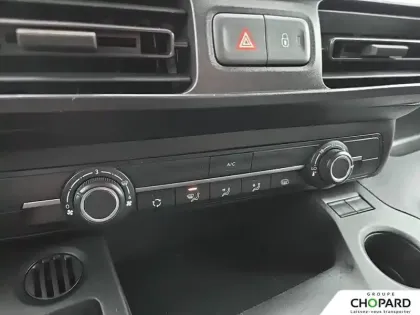 Photo 95 Peugeot Partner  FOURGON M 650 KG BLUEHDI 100 S&S BVM6