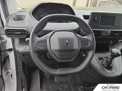 Photo 89 Peugeot Partner  FOURGON M 650 KG BLUEHDI 100 S&S BVM6