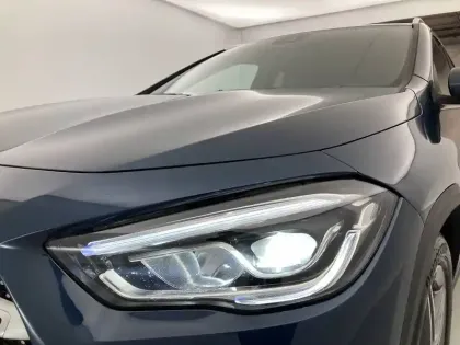 Photo 22 Mercedes GLA  200 d 8G-DCT