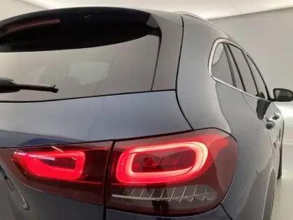 Photo 23 Mercedes GLA  200 d 8G-DCT