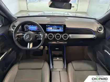 Photo 11 Mercedes GLB  200 d 8G-DCT