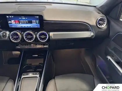 Photo 13 Mercedes GLB  200 d 8G-DCT