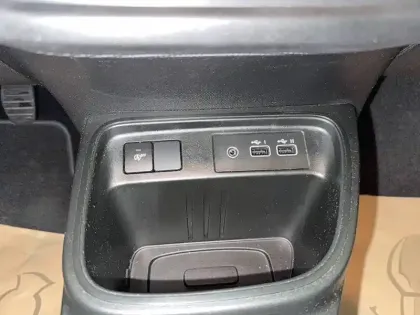 Photo 24 Renault Twingo  III SCe 65