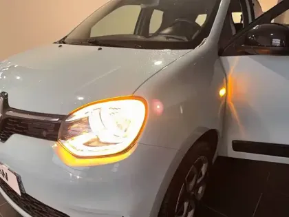 Photo 33 Renault Twingo  III SCe 65