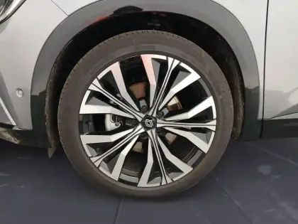 Photo 8 Renault Austral  E-Tech full hybrid 200 GSR2