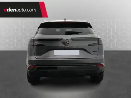 Photo 35 Renault Austral  E-Tech full hybrid 200 GSR2