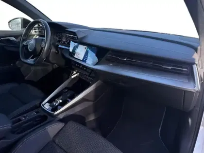 Photo 8 Audi A3  Sportback 35 TFSI Mild Hybrid 150 S tronic 7