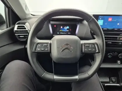Photo 15 Citroën C4 e- 136 ch Automatique