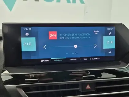 Photo 16 Citroën C4 e- 136 ch Automatique