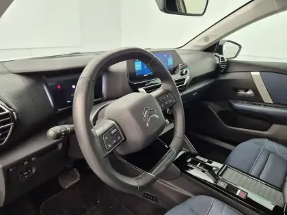 Photo 11 Citroën C4 e- 136 ch Automatique