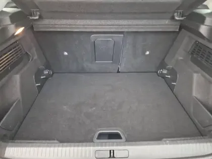 Photo 5 Citroën C4 e- 136 ch Automatique