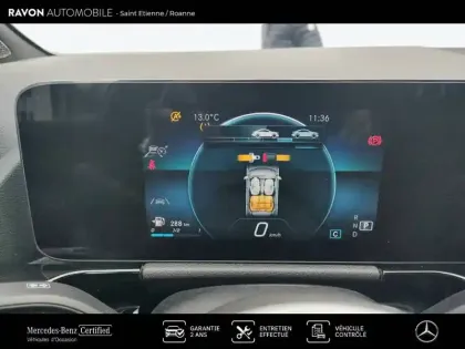 Photo 11 Mercedes GLA  200 d 8G-DCT