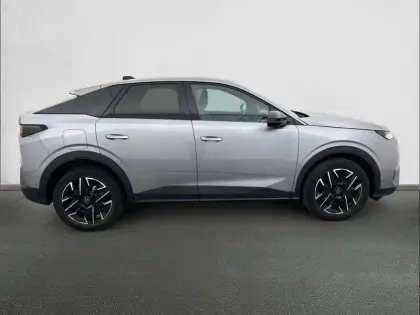 Photo 28 Peugeot 3008  Hybrid 145 e-DCS6