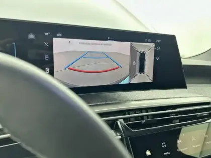 Photo 49 Peugeot 3008  Hybrid 145 e-DCS6